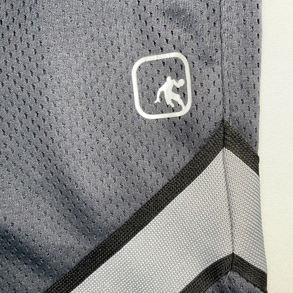 AND1 SHORTS - Picture 5 of 7